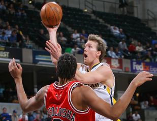Fotogaléria k nočným stretnutiam NBA z 27. februára