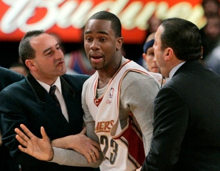 Fotogaléria k nočným stretnutiam NBA z 5. marca