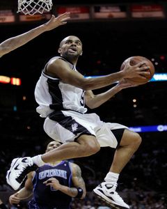 Fotogaléria k nočným stretnutiam NBA z 16. apríla