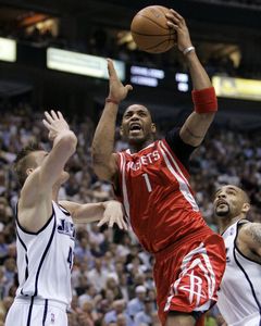 McGrady presviedča trénera, že je schopný hrať