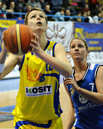 Rožnavčanky v extralige s novým trénerom M. Szakállom