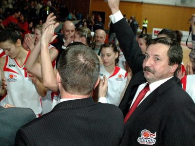 Žbirka bojuje so zraneniami, Bystričanky prehrávajú