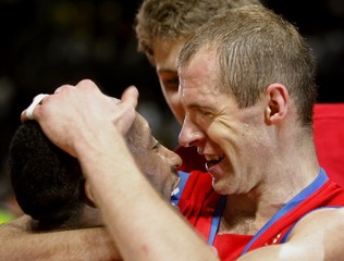 V semifinále Euroligy mužov obhajca CSKA proti Barcelone