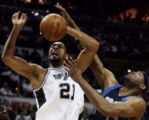 Fotogaléria k nočným stretnutiam NBA z 18. apríla