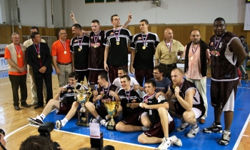Začína dlhá a tŕnistá cesta za zlatom