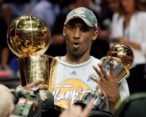 Bryant chce Odoma späť v Lakers