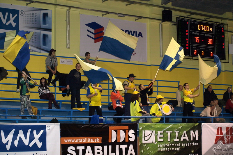 Fotogaléria zo zápasu Dobrí anjeli – Slovan