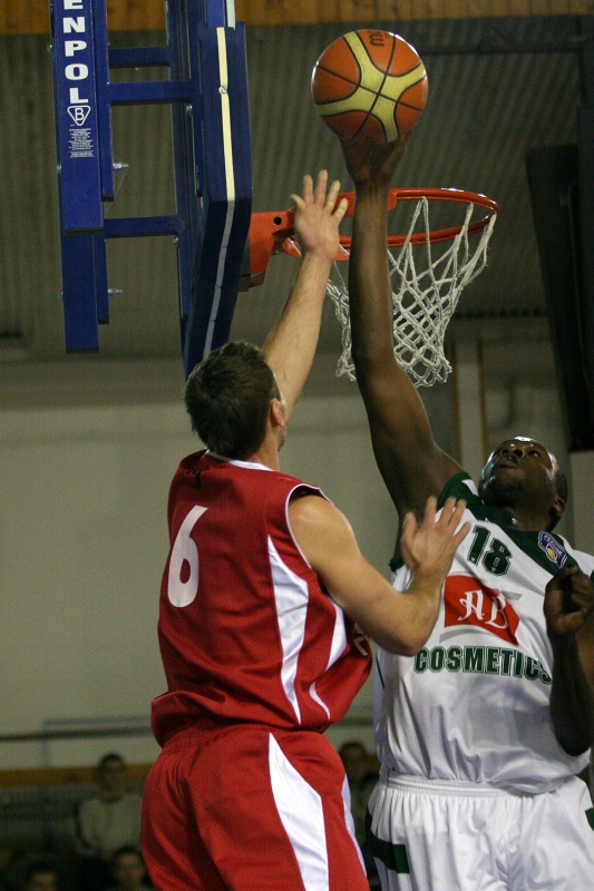 Hráčom týždňa Yemi Nicholson