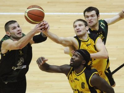 Handlová napokon tretia, Spišiaci v play-off s Prievidzou