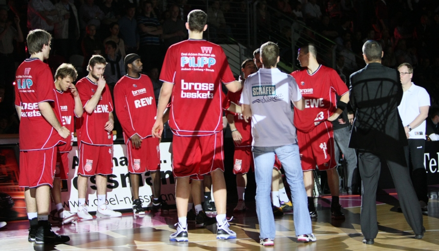 Gavelov Bamberg nevyužil mečbal, rozhodne sa vo štvrtok