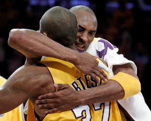Lakers vstúpili do finále víťazne