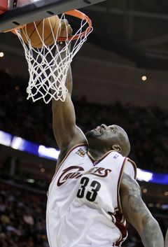 Shaquille O’Neal chce byť aspoň polovičný Bill Russell