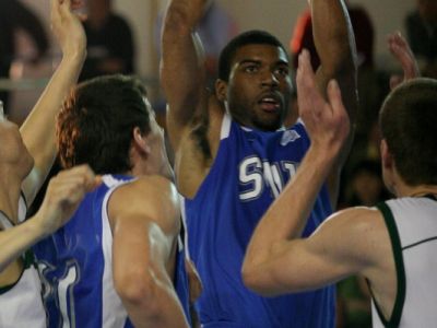 Základom play-off, pomôže aj Jefferson