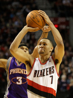 Na úvod sezóny NBA víťazstvá Lakers, Bostonu a Portlandu