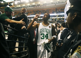 Bryant a Pierce prekonávali rekordy