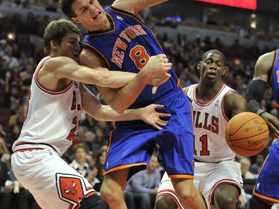 Víťazstvá hostí z New Yorku a Oklahoma City