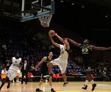 V Handlovej hrdinom Bečarik, štvrtý triumf Prievidze v sérii