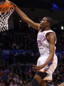 Durant znechutil Hornets, Dallas sa rozbieha