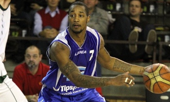 Hráčom týždňa Justin Anthony Carter