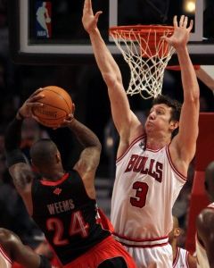 Najlepším tímom základnej časti Chicago