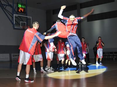 Komárno uzavrelo káder, trénerom asi Američan
