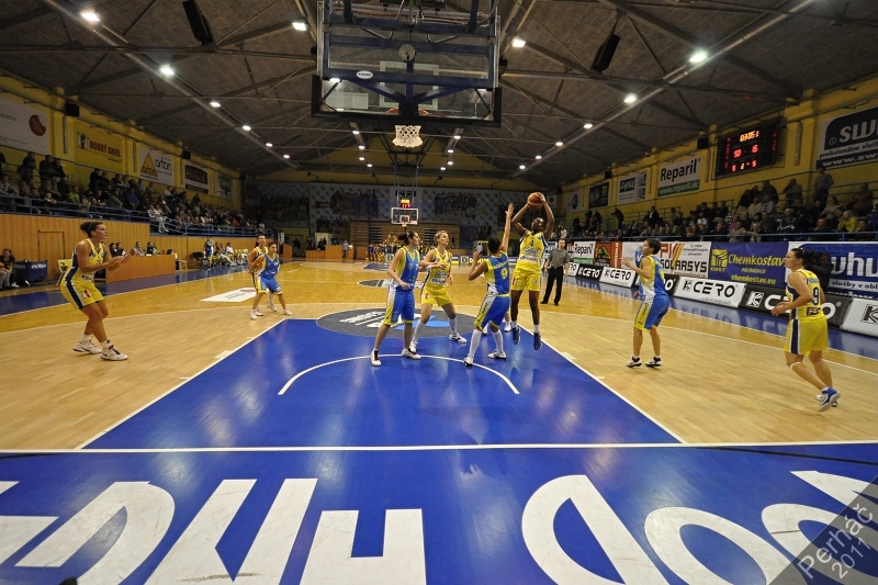 Popradčanky odchádzajú zo Šamorína s vysokou prehrou