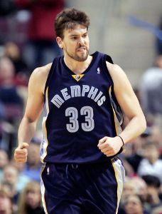 Hviezdami týždňa pivoti D. Howard a M. Gasol
