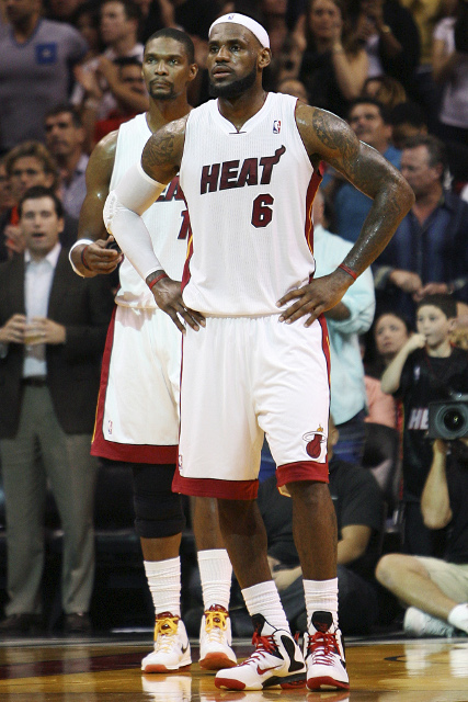 Týždňové ocenenie získali LeBron James a Westbrook