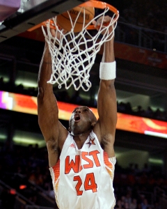 Lakers: Bryantových 37 bodov, Bynum s 22 doskokmi