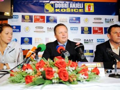 Dobrí anjeli v príprave zatiaľ bez Američaniek