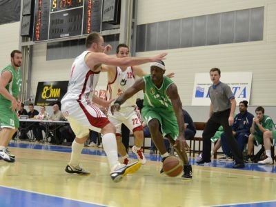 Boj o pozície pred play-off naberá na obrátkach