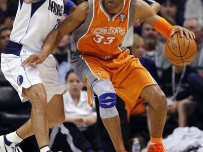 Grant Hill nekončí, chce hrať ako štyridsiatnik