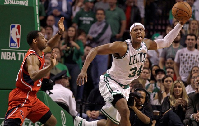 Prvé zaváhanie Lakers, Boston a 76ers obrátili