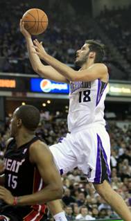 Izrael proti SR aj s hviezdou z NBA Casspim