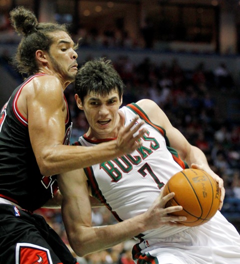 Ilyasova predĺžil zmluvu s Milwaukee