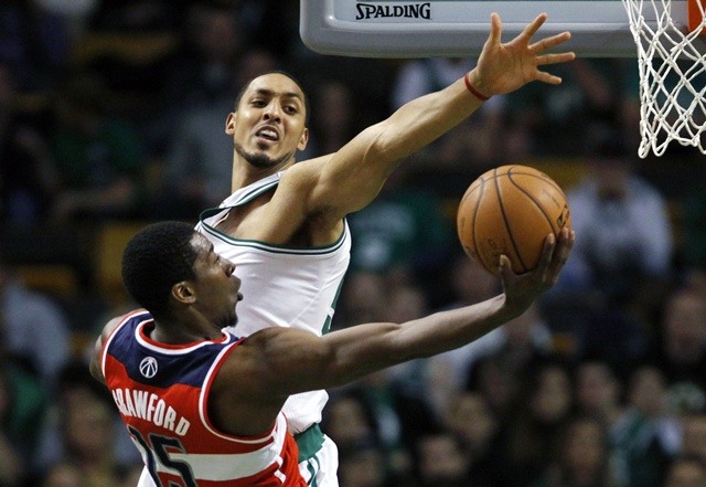 Clippers získali najlepšieho šestkára Crawforda