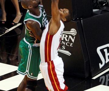 Garnett bude pokračovať v Bostone, tvrdí klub