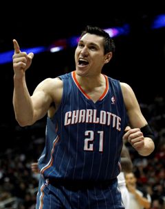 Mexický „exot“ v NBA Nájera ukončil kariéru