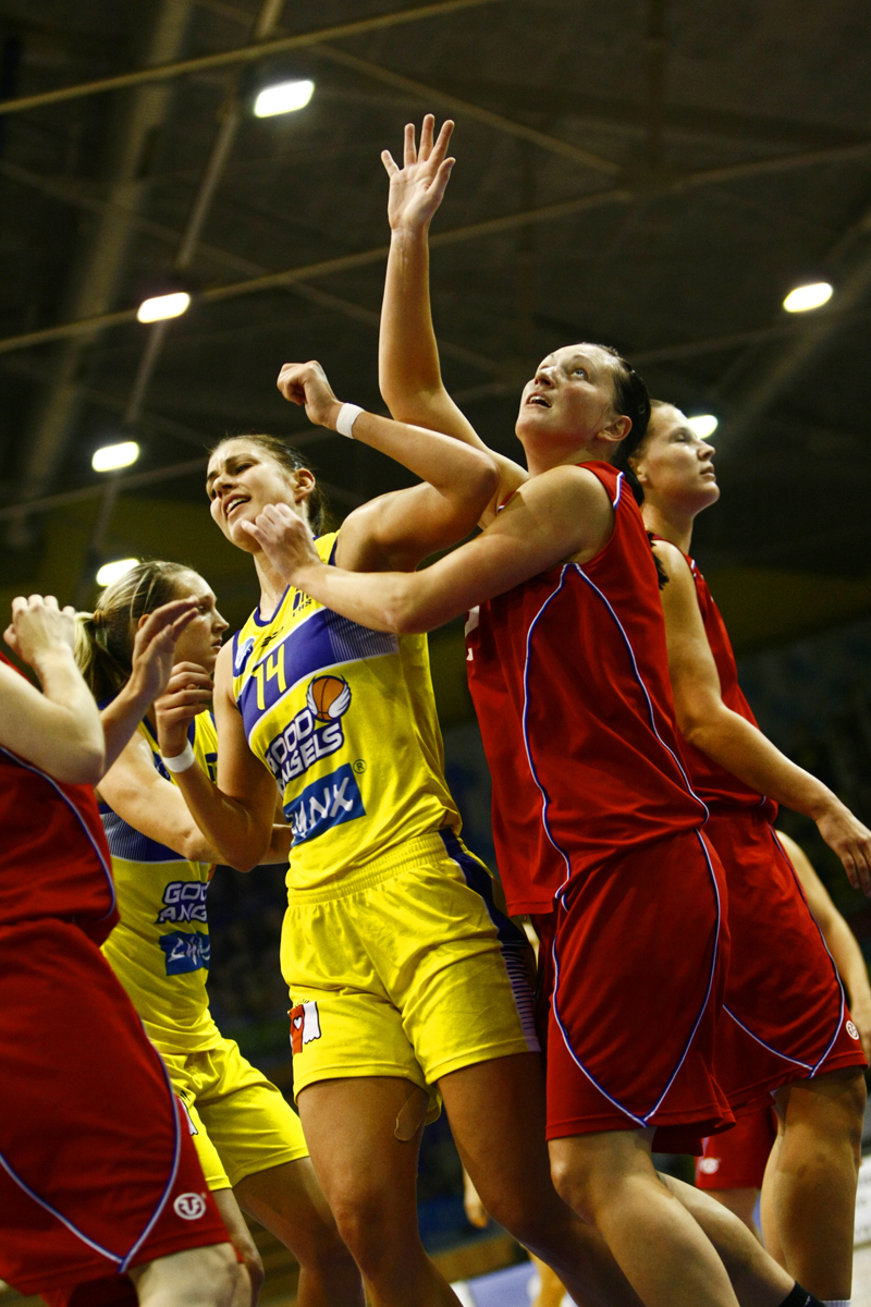 Videá zo zápasu extraligy žien Good Angels – Poprad
