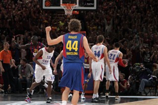 Barcelona vedie vo štvrťfinále už 2:0 na zápasy