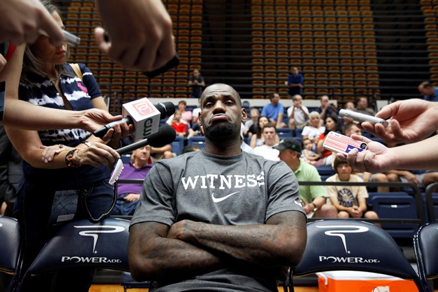 LeBron môže po 20 rokoch zopakovať Jordanov kúsok