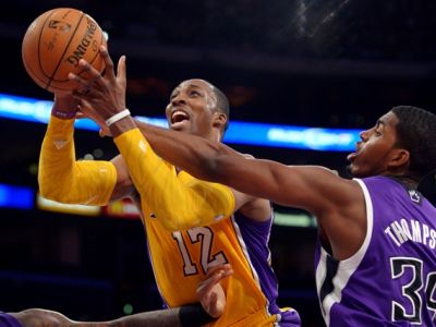 Howard v debute za Lakers predviedol plusy aj mínusy
