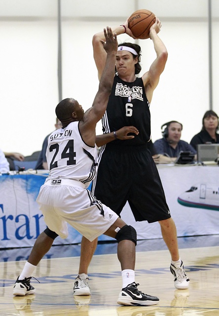 Brooklynskú premiéru Nets odložili na 26. novembra
