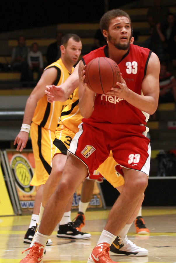 Hviezdou kola Kevin Thompson