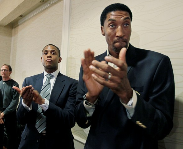 Pippen sa v hierarchii Bulls posunul na poradcu šéfa