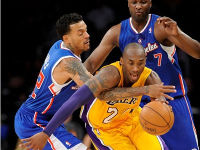 Na Lakers sa to valí, po Nashovi trápi noha aj Bryanta