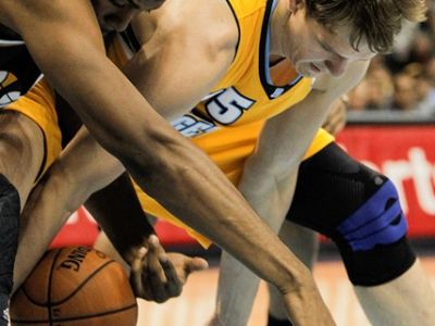 Denver porazil Golden State až po dvojnásobnom predĺžení