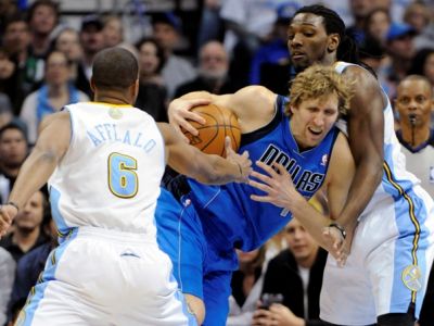 Nowitzkého koleno sa lieči pomalšie, než očakával