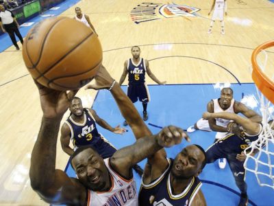 Oklahoma opäť vyhrala, LA Lakers sa nedarí