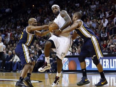 V USA vlani pod košmi najúspešnejší LeBron James